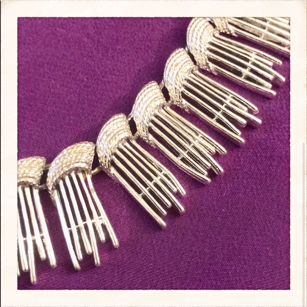 Sold- Vintage Sarah Coventry Silver  Necklace - Picture 3 of 5